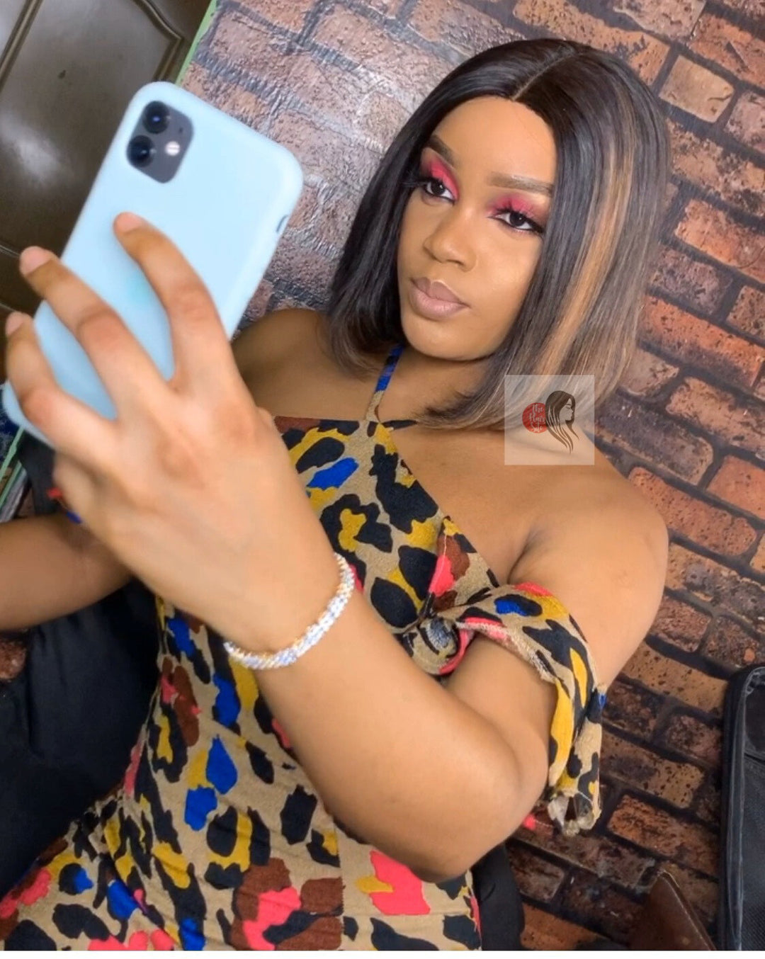 BROWN HIGHLIGHTS  STRAIGHT BOB WIG